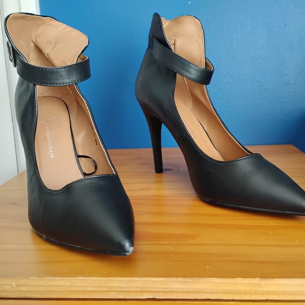 Black ankle strap pumps UK8 EUR 42
